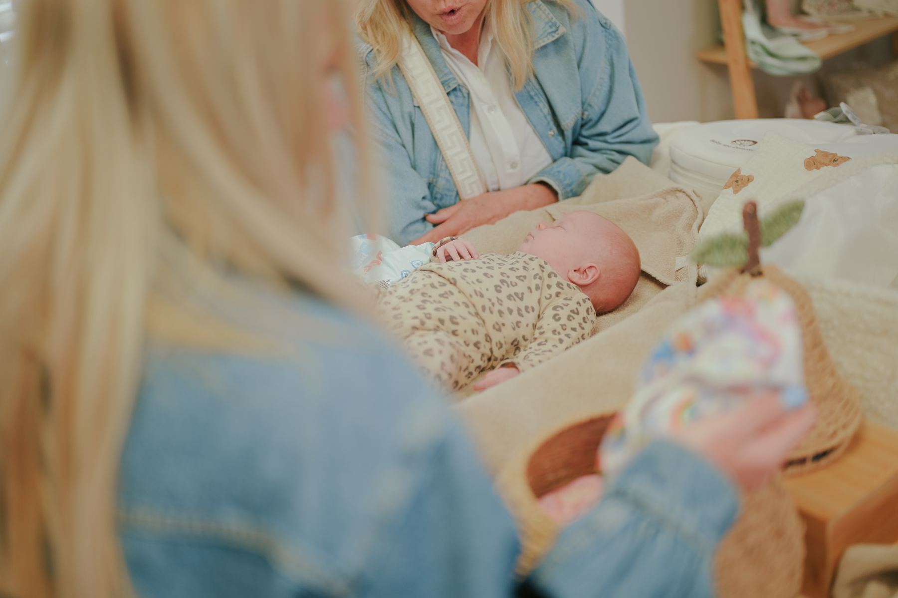 Babymassage met ouder en behandelaar
